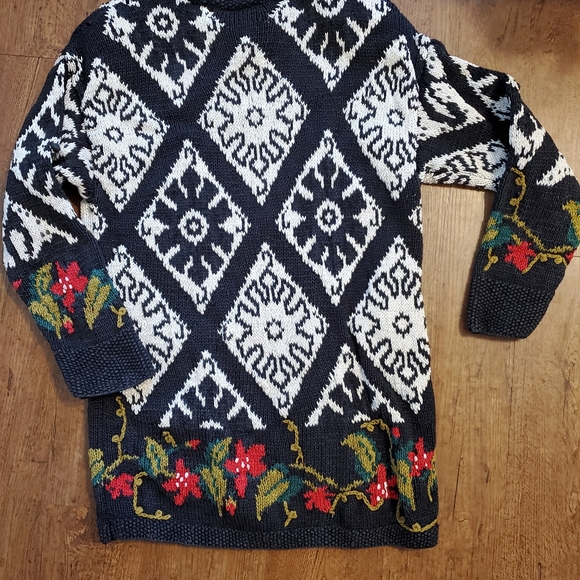 Vintage Express Internationale Handknitted Sweater Black Chunky Cable Knit Small - Picture 8 of 9